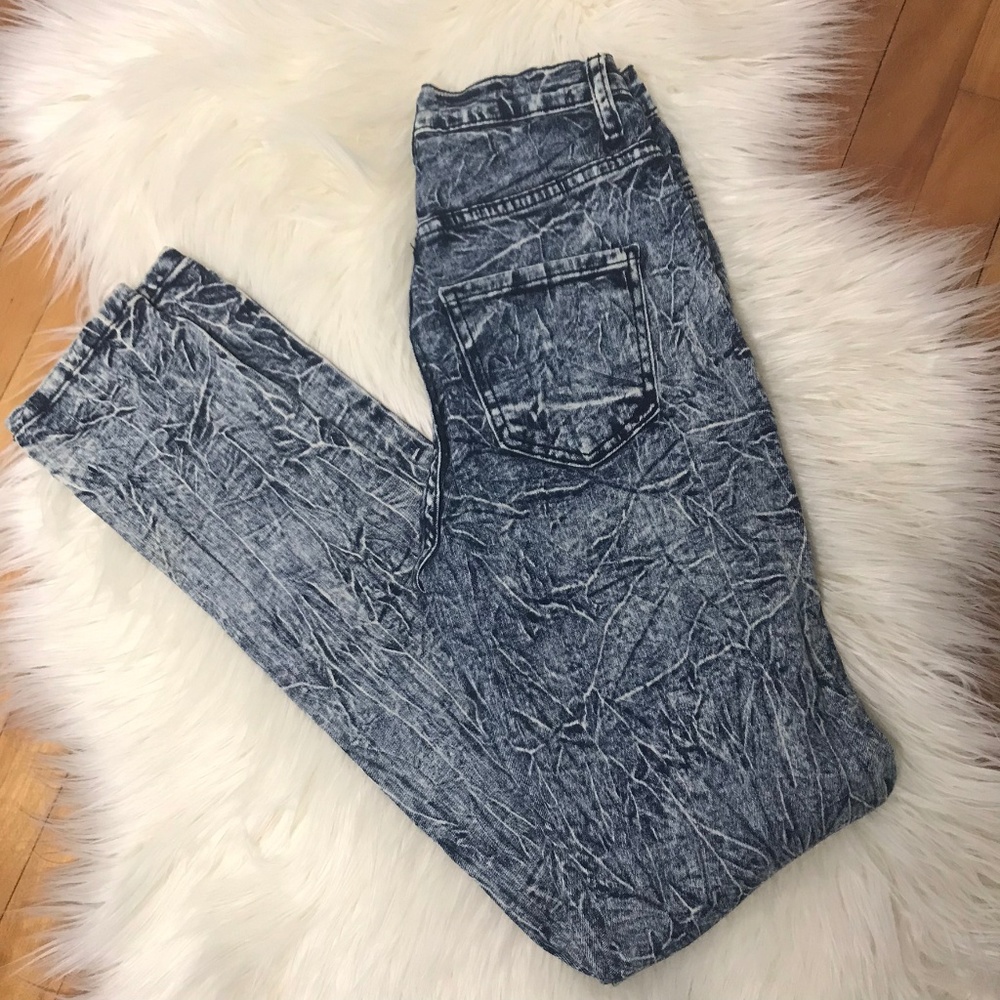 APHRODITE LA UNIQUE High Waisted Jeans